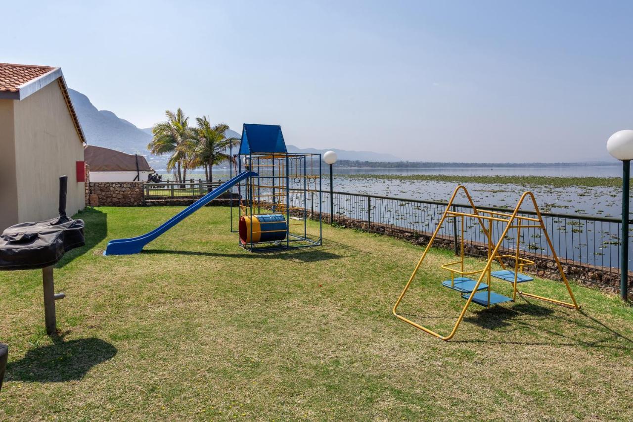 Waterfront Serenity View Holiday home *