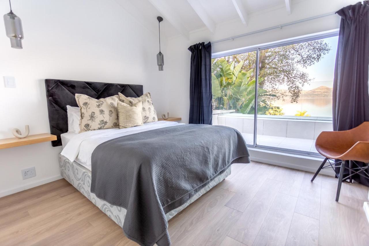 Waterfront Serenity View Hartbeespoort